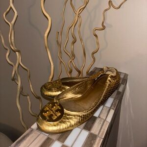 Tory Burch Metallic Gold Flats Snakeskin Textured Barely Worn 7.5
